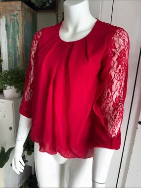 Suzy Shier Red Lace Sleeve sheer Women's Blouse  NWOT XS